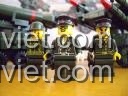 Cận cảnh 3 minifigure lính trong bộ đồ chơi Xe quân sự chở tên lửa 277.