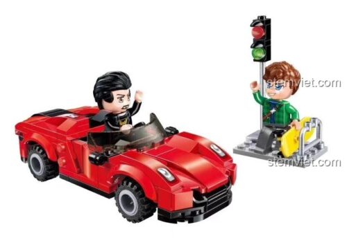 Hình ảnh chính thức của bộ đồ chơi Xe thể thao mui trần màu đỏ QMAN 1131, gồm xe đua và 2 nhân vật minifigure đang vẫy tay chào nhau tại cột đèn giao thông.