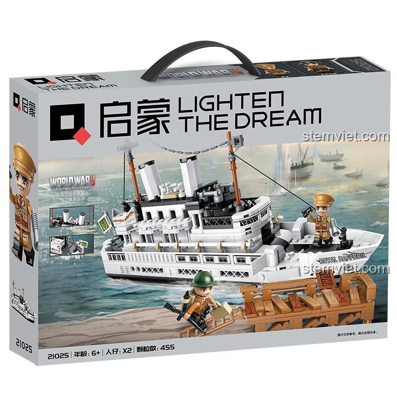 Mặt trước hộp đồ chơi xây dựng QMAN 21025, hình ảnh tàu Royal Daffodil và 2 minifigures, với 455 chi tiết cho bé trai từ 6 tuổi.