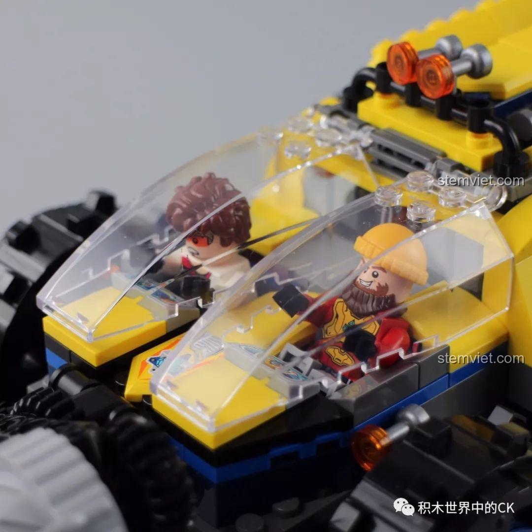 Qman 2415 Xe Cứu Hộ Biển Sâu - Chi tiết khoang chứa khoáng sản mở