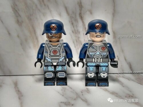 Cận cảnh 2 minifigures phản diện Maxi và Leo trong bộ đồ chơi mô hình QMAN 2701.