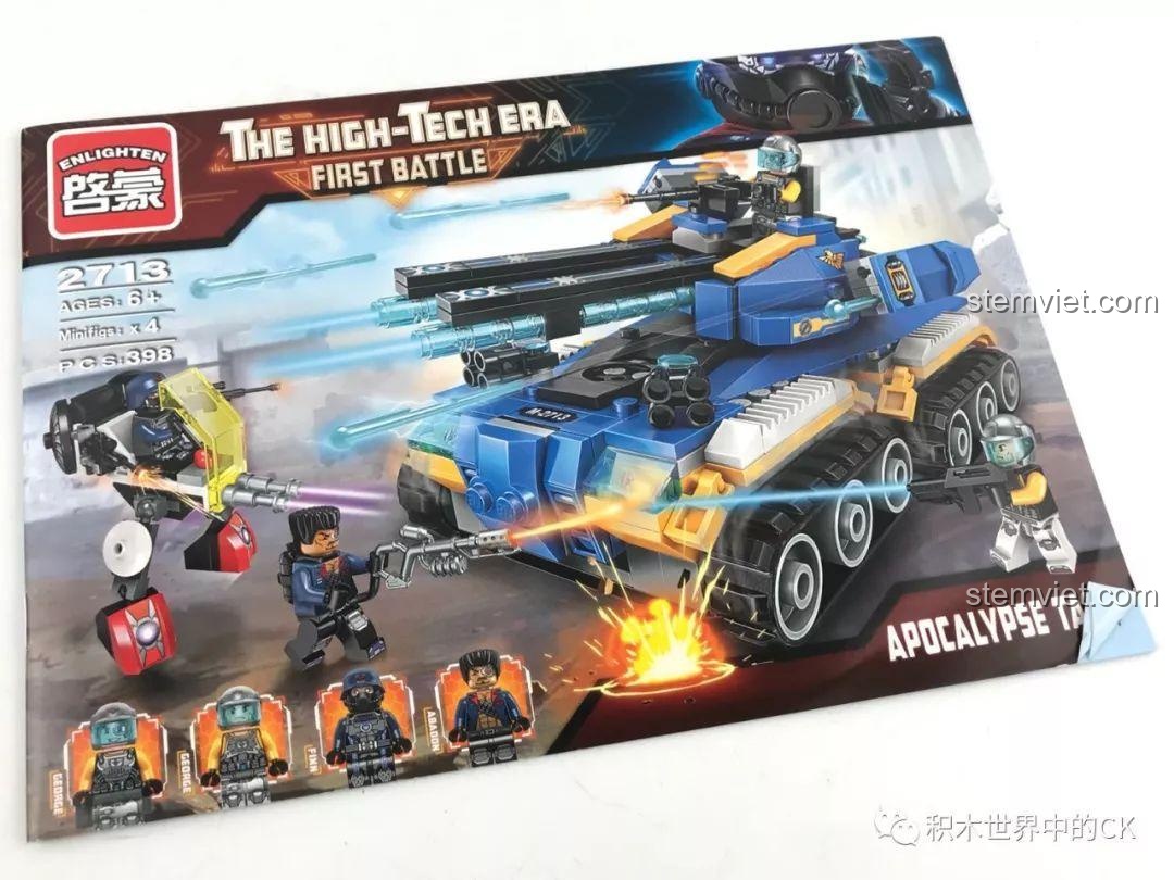 Sách hướng dẫn lắp ráp chi tiết của bộ đồ chơi Xe Tăng Red Alert QMAN 2713, giúp bé trai 6 tuổi dễ dàng hoàn thành.