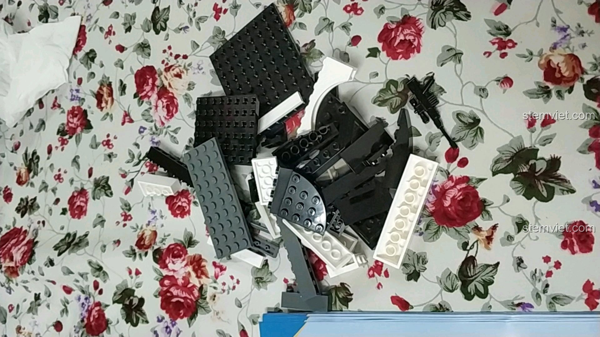 Nền trực thăng quân sự đang được xây dựng từ bộ lắp ráp Qman 3208 Chiến Dịch Thiên Mạc