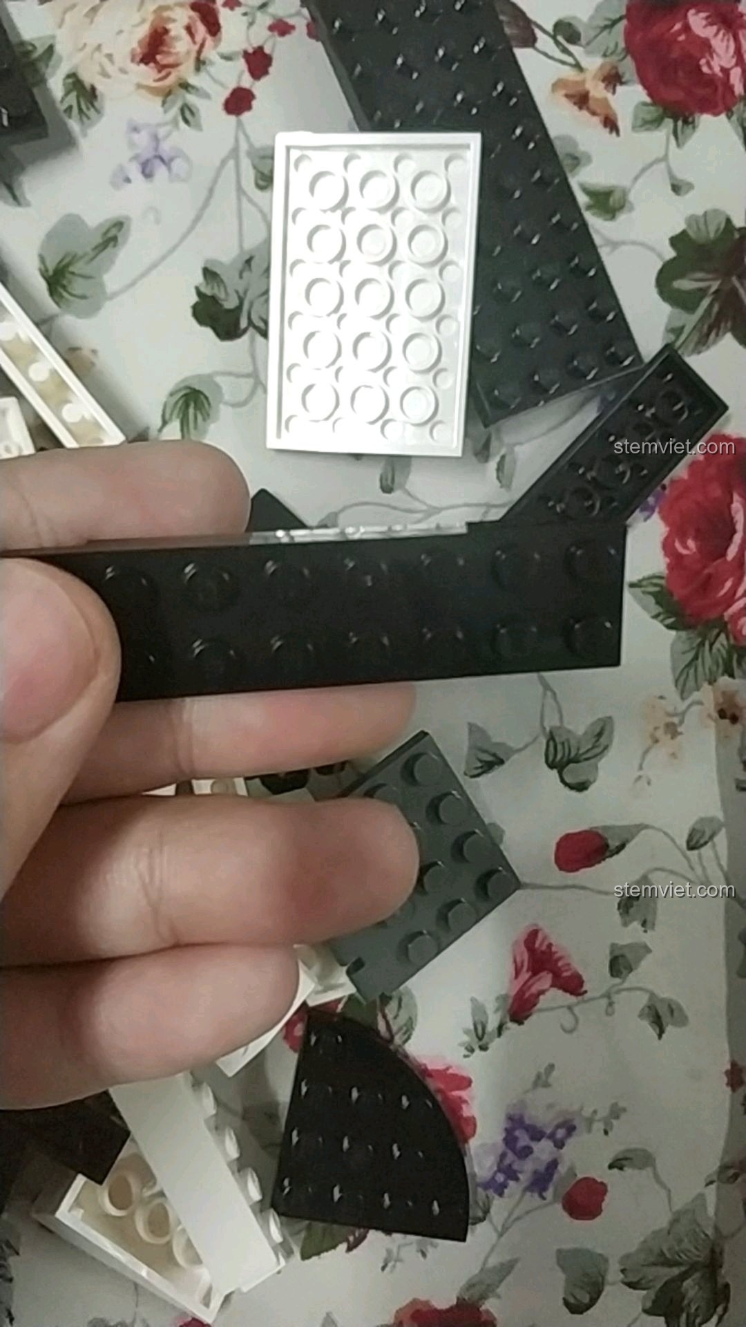 Hộp trước bộ lắp ráp Qman 3208 Chiến Dịch Thiên Mạc từ góc nhìn khác, thể hiện trực thăng và các phương tiện