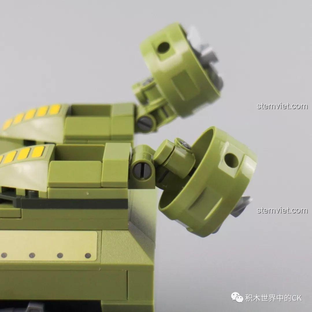 Khớp nối linh hoạt của động cơ cánh quạt trên bộ lắp ráp Phương tiện thám hiểm Gup-K cho con trai từ 6 tuổi.