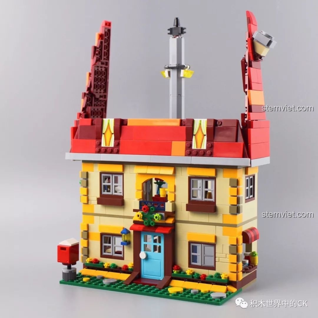 Cận cảnh nội thất phòng ngủ ở tầng hai của bộ QMAN 3905 Ngôi nhà mơ ước