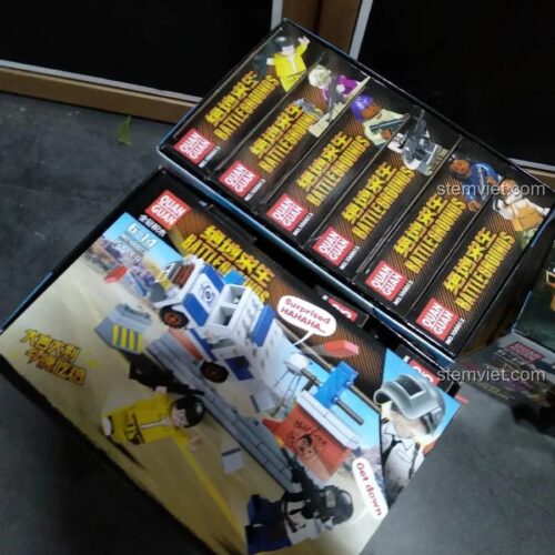 Ảnh thực tế hộp đồ chơi mô hình Sa bàn chiến đấu sinh tồn Quan Guan 100013. Món quà hấp dẫn cho con trai mê game bắn súng.