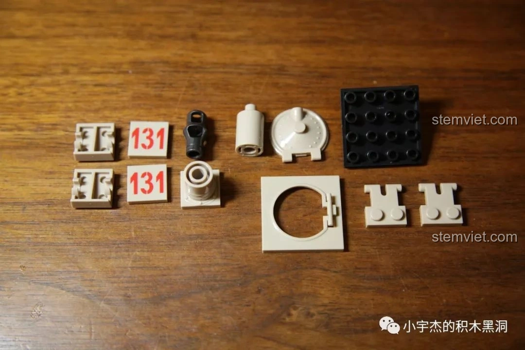 Các chi tiết đặc biệt của tháp pháo xe tăng Tiger 131 trong bộ lắp ráp Quan Guan 100061, bao gồm nòng pháo.