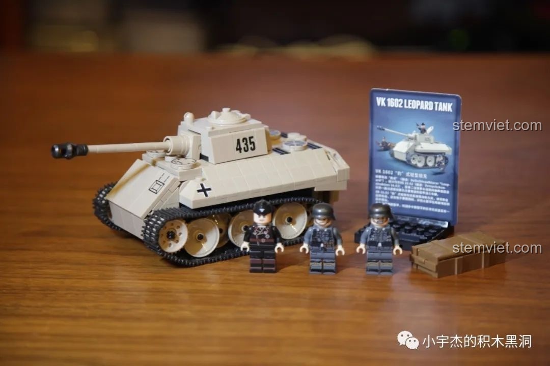 Toàn bộ sản phẩm bộ lắp ráp QUANGUAN 100101 VK 1602 Leopard Tank.