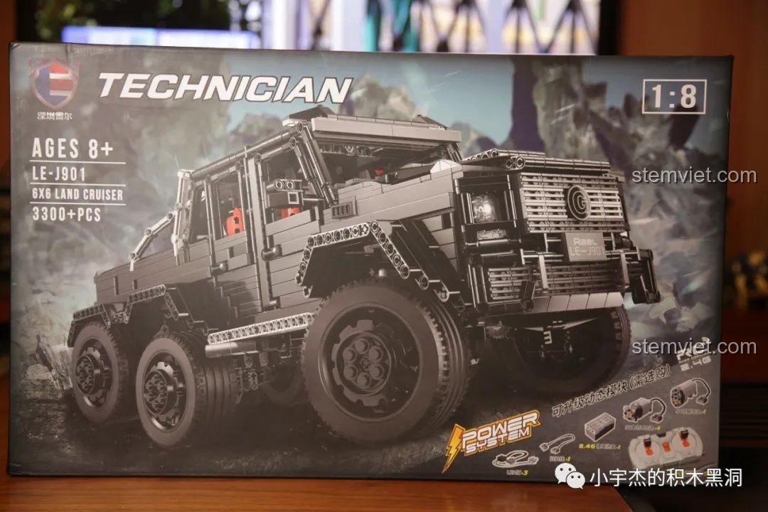 Hộp đồ chơi lắp ráp Rael LE-J901 Mercedes G63 AMG 6x6 tỉ lệ 1:8 màu đen, hiển thị thông tin sản phẩm và số mảnh ghép.