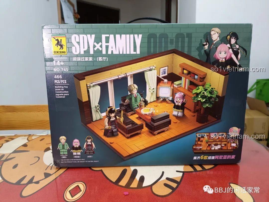 Hộp sản phẩm bộ lắp ghép RENZAIMA 745 Phòng khách Gia đình Điệp viên với hình ảnh Loid, Anya, Yor Forger và mô hình nội thất chi tiết.