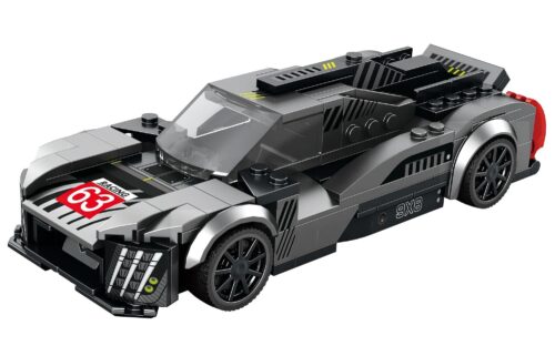 Ảnh chụp cận cảnh mô hình xe đua Peugeot 9X8 mã Reobrix 793, một bộ lắp ghép giá rẻ dành cho con trai 14 tuổi.