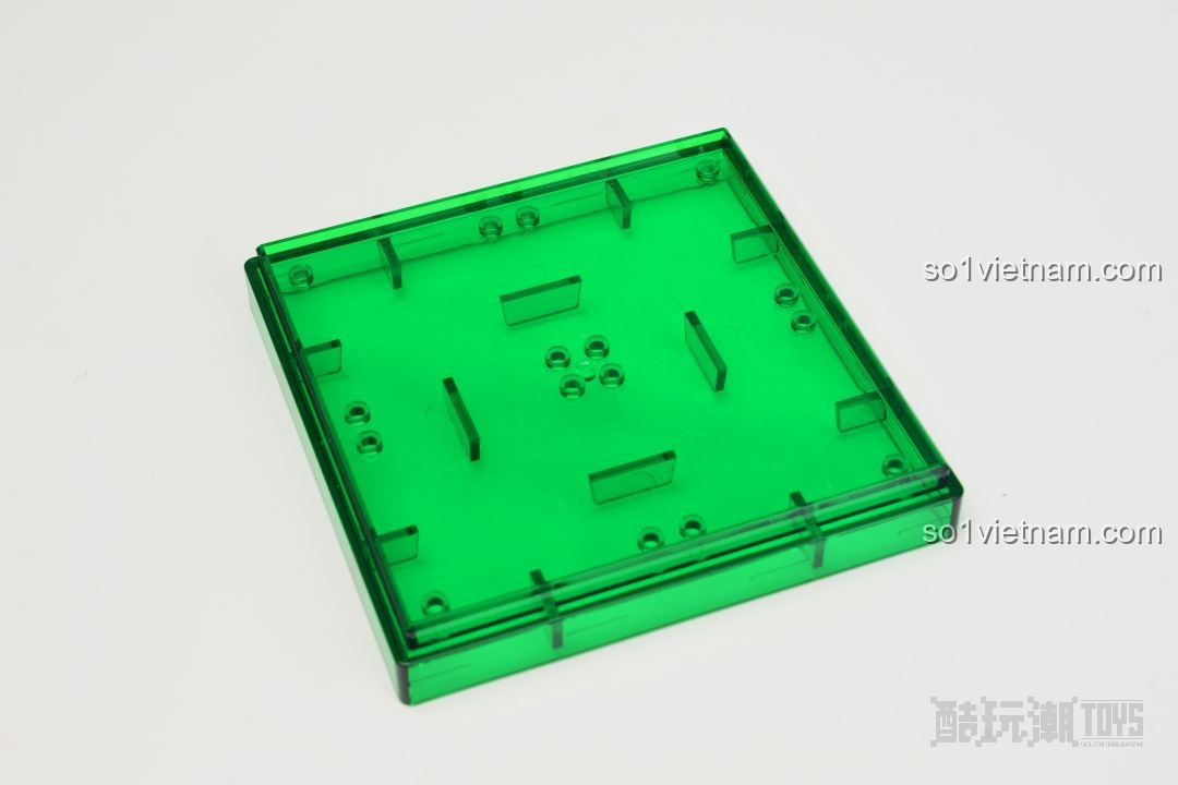 Đế lắp ráp màu xanh lá cây trong suốt, nền tảng cho mô hình AREA-X AX0080 Pop Life.