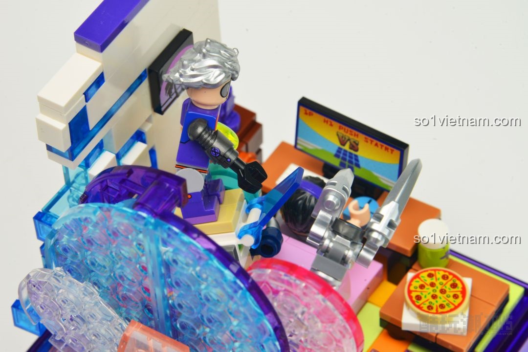 Toàn cảnh 4 set mô hình AREA-X AX0080 X-BOX khi được xếp chồng lên nhau, nhìn 