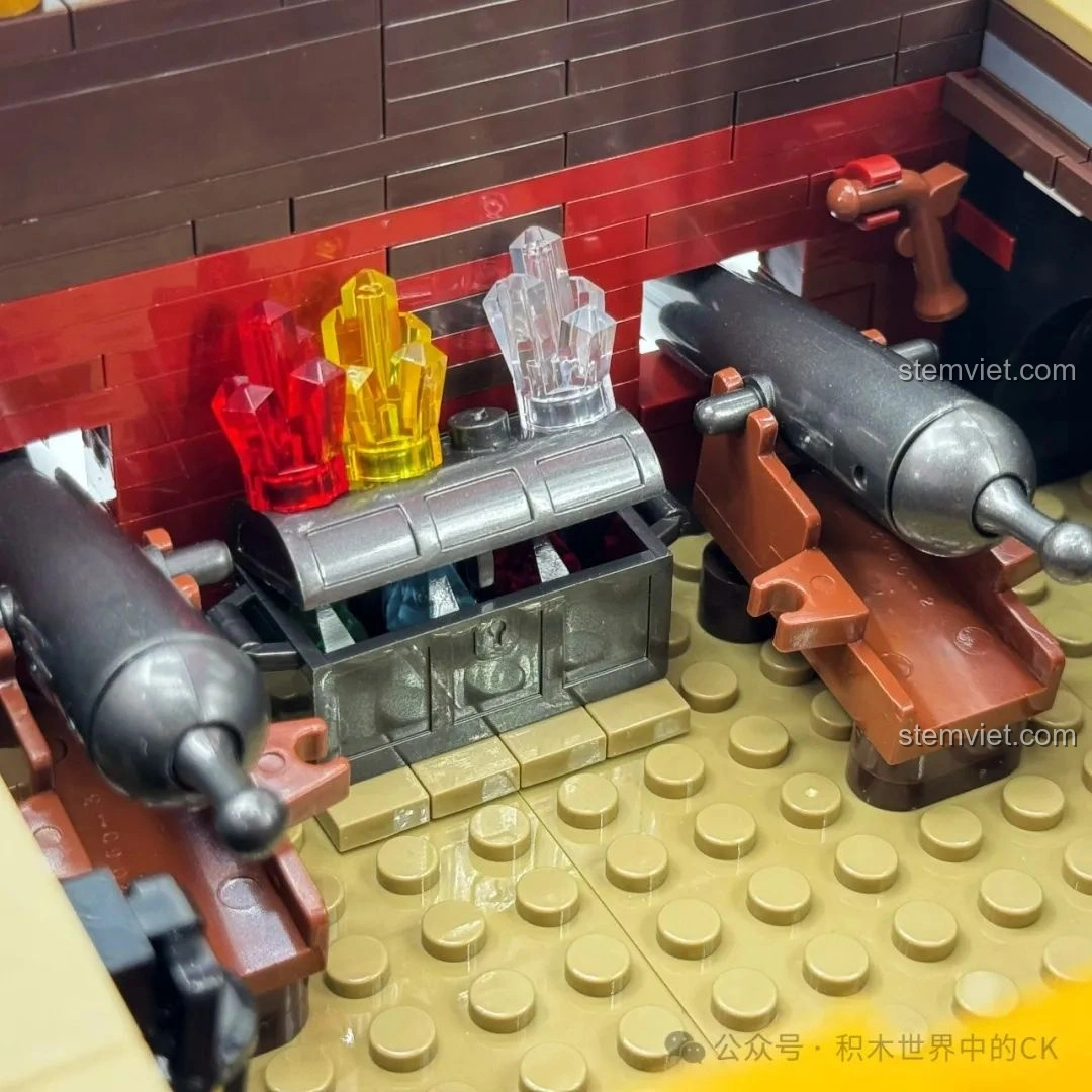 Cấu trúc bên trong thân tàu của bộ đồ chơi xây dựng Tàu Chiến Cướp Biển BAKA 33306, chắc chắn.