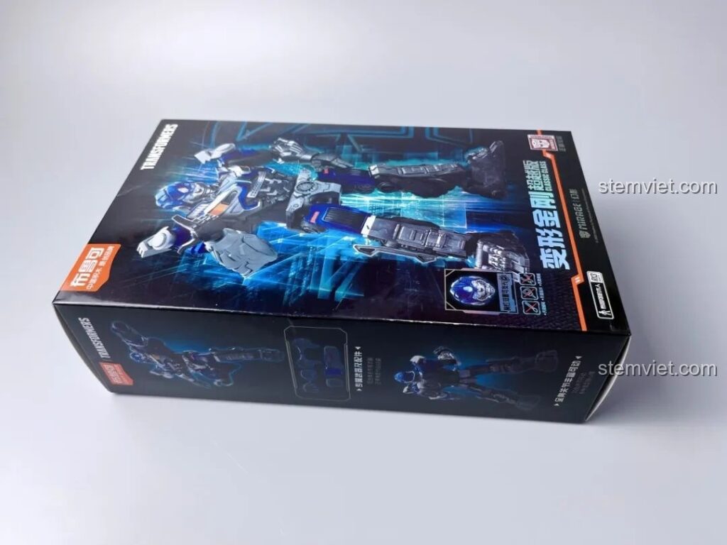 Hộp đồ chơi BLOKEES 71151 Mirage Transformers Beyond Edition nhìn từ góc nghiêng, thiết kế ấn tượng, thu hút mọi ánh nhìn.