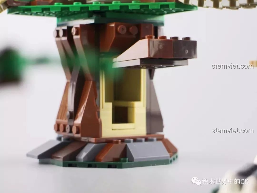 Mô hình bộ lắp ráp Winner 8053 Bộ Lạc Khủng Long Chiến Long Kỷ Jura trong bối cảnh tự nhiên, tăng tính chân thực.