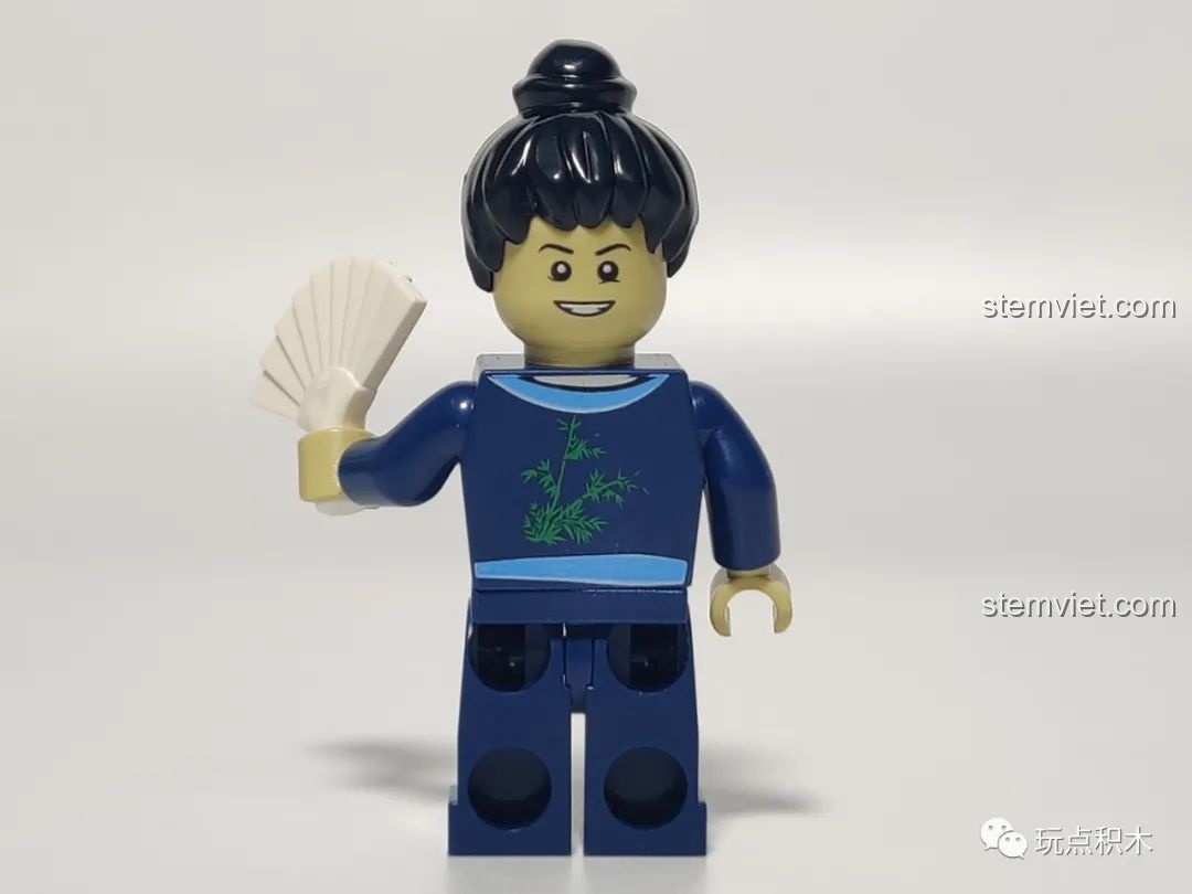 Nhân vật thư sinh đeo hành lý trên lưng trong bộ Cá Chép Hóa Rồng Pantasy 18001.