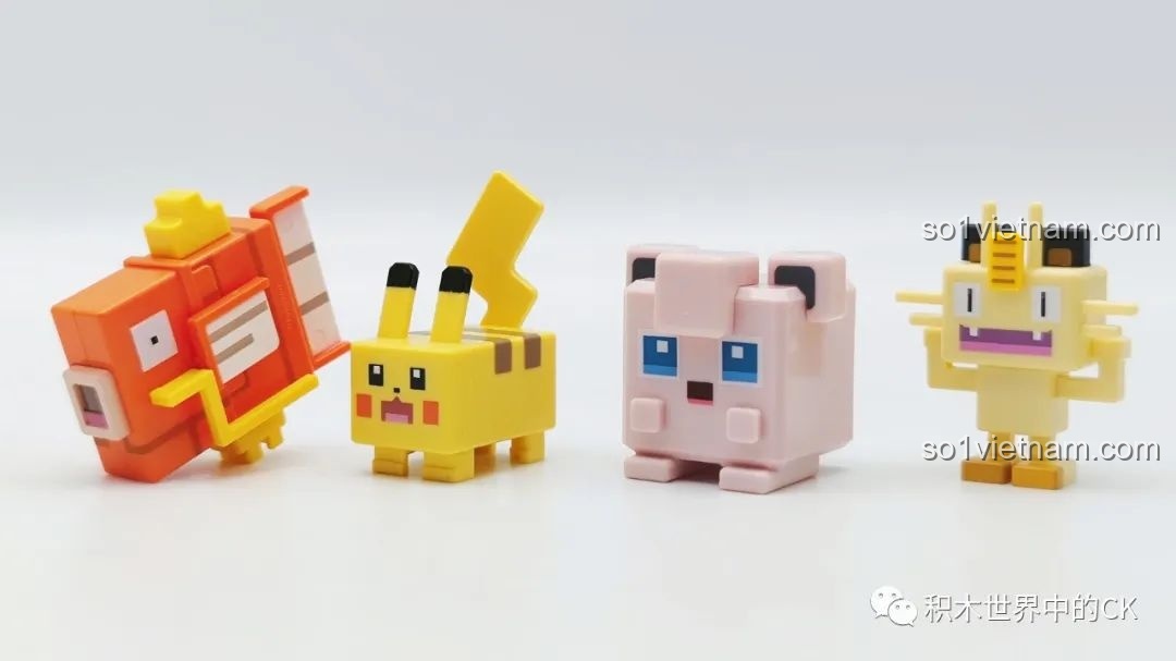Bốn nhân vật Pokémon pixel nhỏ đi kèm: Magikarp, Pikachu, Jigglypuff, Meowth, tạo hình dễ thương và có thể đứng độc lập.