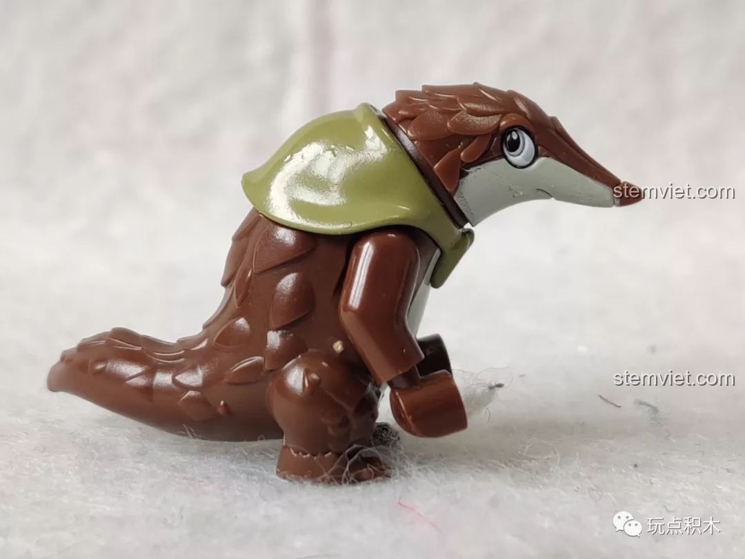 Minifigure Dơi Tinh trong bộ lắp ráp Hồ Lô Huynh Đệ Enlighten 2503, nhìn từ bên trái, với chi tiết cánh.