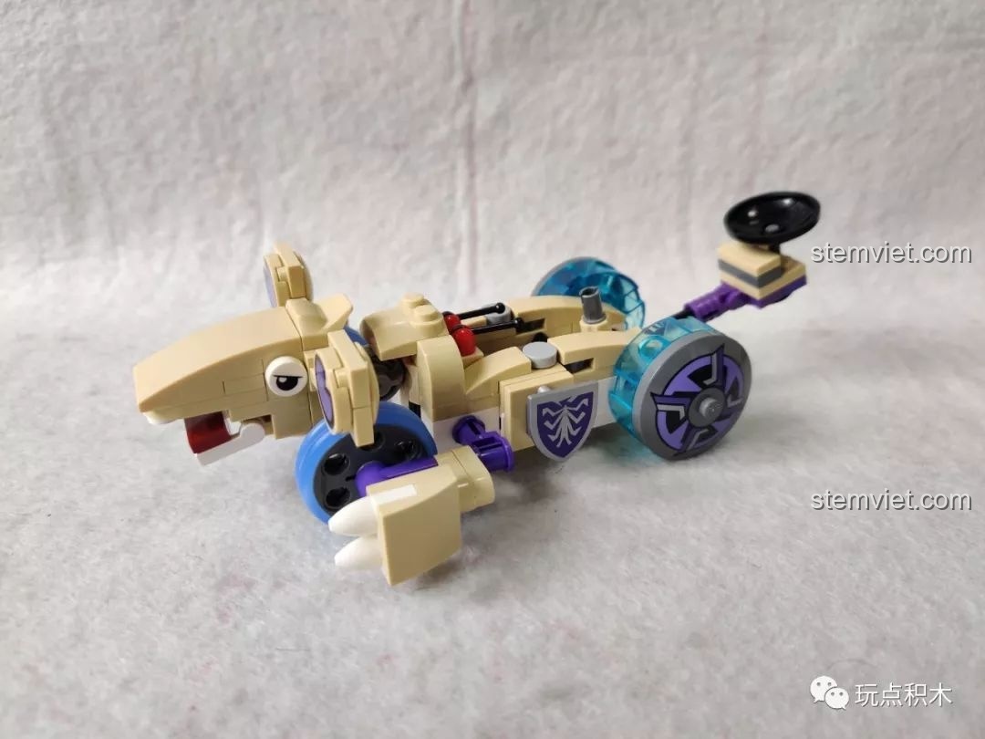 Minifigure Thất Oa trong bộ lắp ráp Hồ Lô Huynh Đệ Enlighten 2504, nhìn từ phía sau, với chi tiết trang phục.