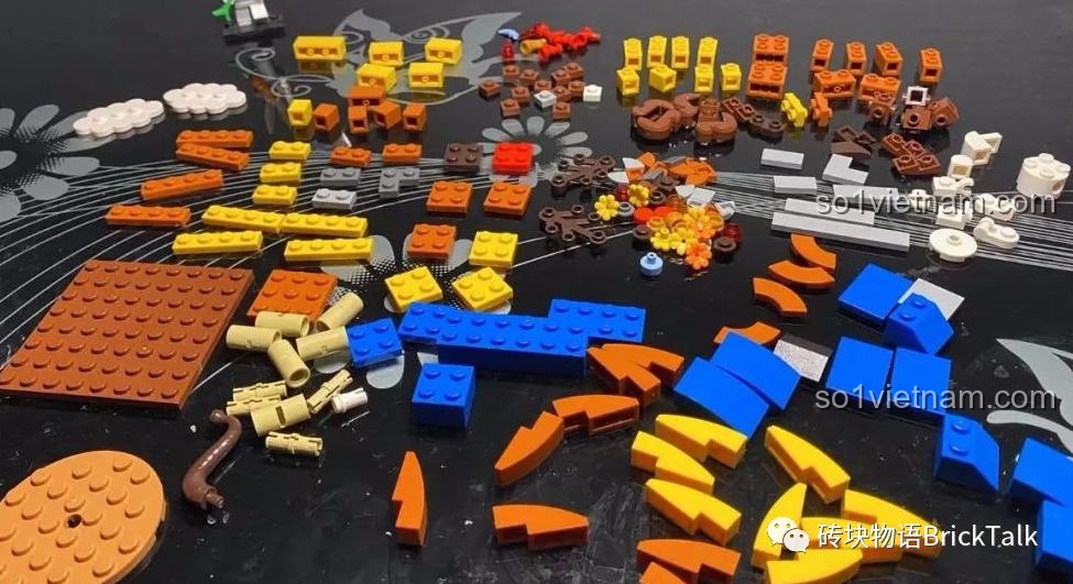 Các mảnh ghép của bộ lắp ráp Trăng Rằm Trung Thu Gobricks G2212