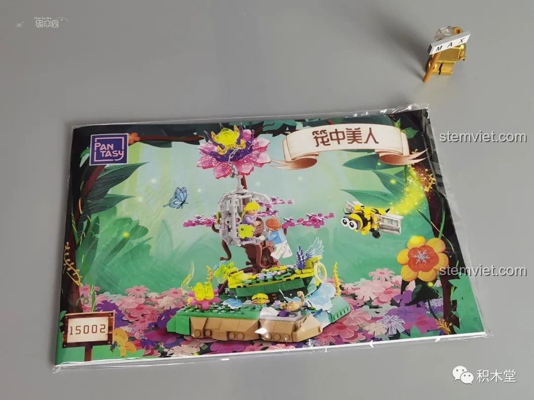 Sách hướng dẫn lắp ráp chi tiết của bộ đồ chơi Pantasy 15002 Mỹ Nhân Trong Lồng, với hình ảnh minh họa rõ ràng, dễ hiểu cho bé.