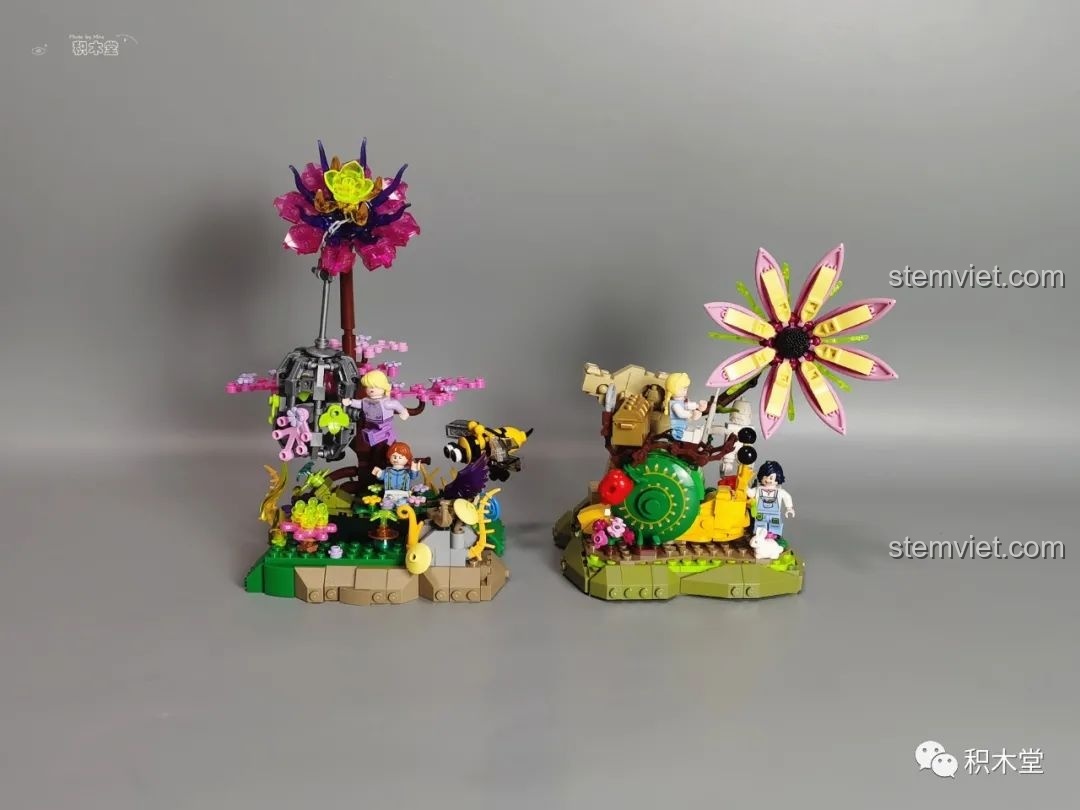 Góc nhìn khác khi so sánh kích thước hai mô hình Pantasy 15002 và 15003, làm nổi bật chi tiết của từng bộ.