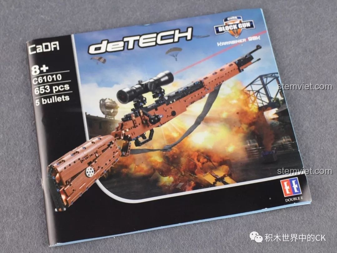 Sách hướng dẫn lắp ráp của bộ đồ chơi CaDA C61010 Súng Kar98k PUBG, với hình ảnh minh họa rõ ràng từng bước.