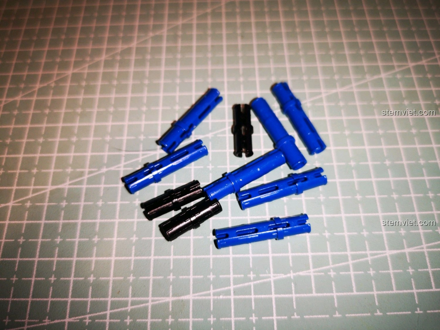 Xe CaDA C51041 với khả năng vặn mình ấn tượng, sẵn sàng vượt mọi địa hình khó khăn.