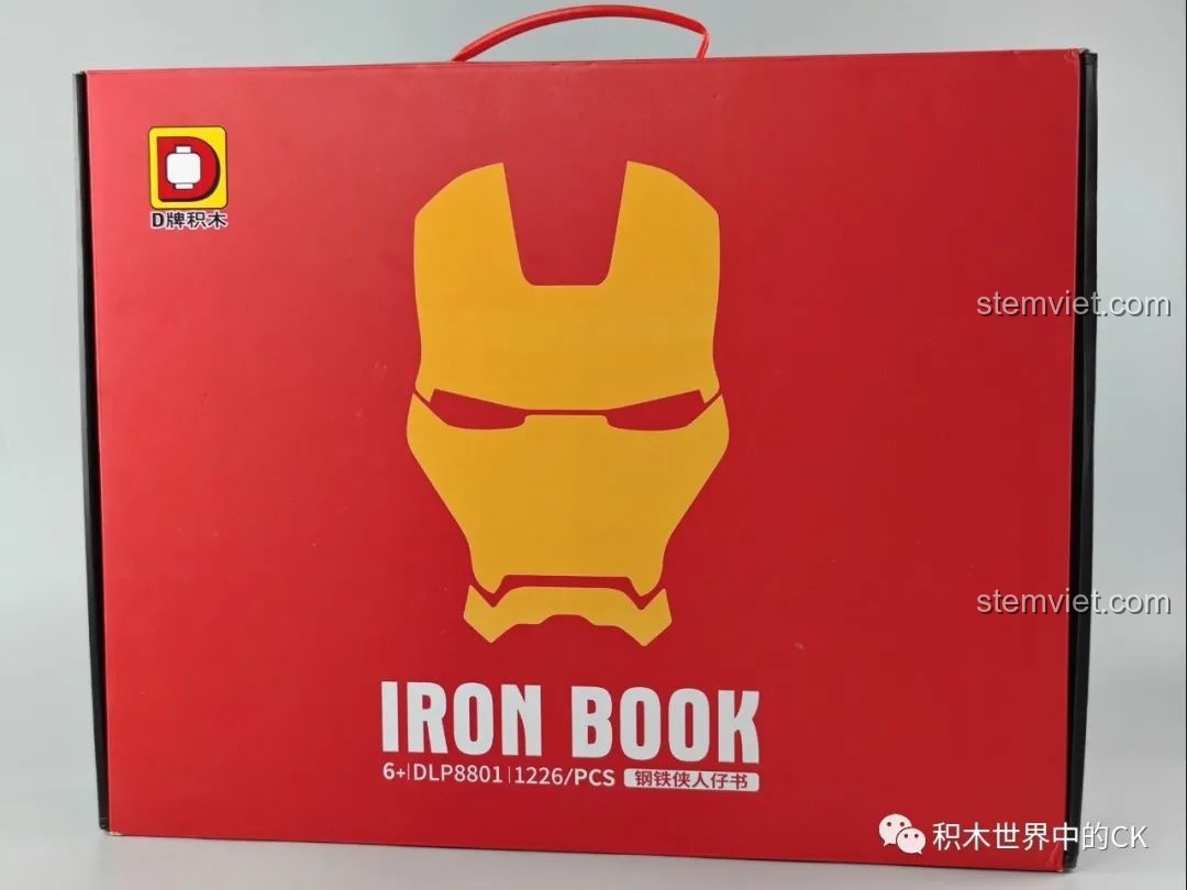 Hộp đồ chơi lắp ráp Sách Minifigure Người Sắt Iron Book DLP8801 màu đỏ nổi bật với logo Iron Man vàng.