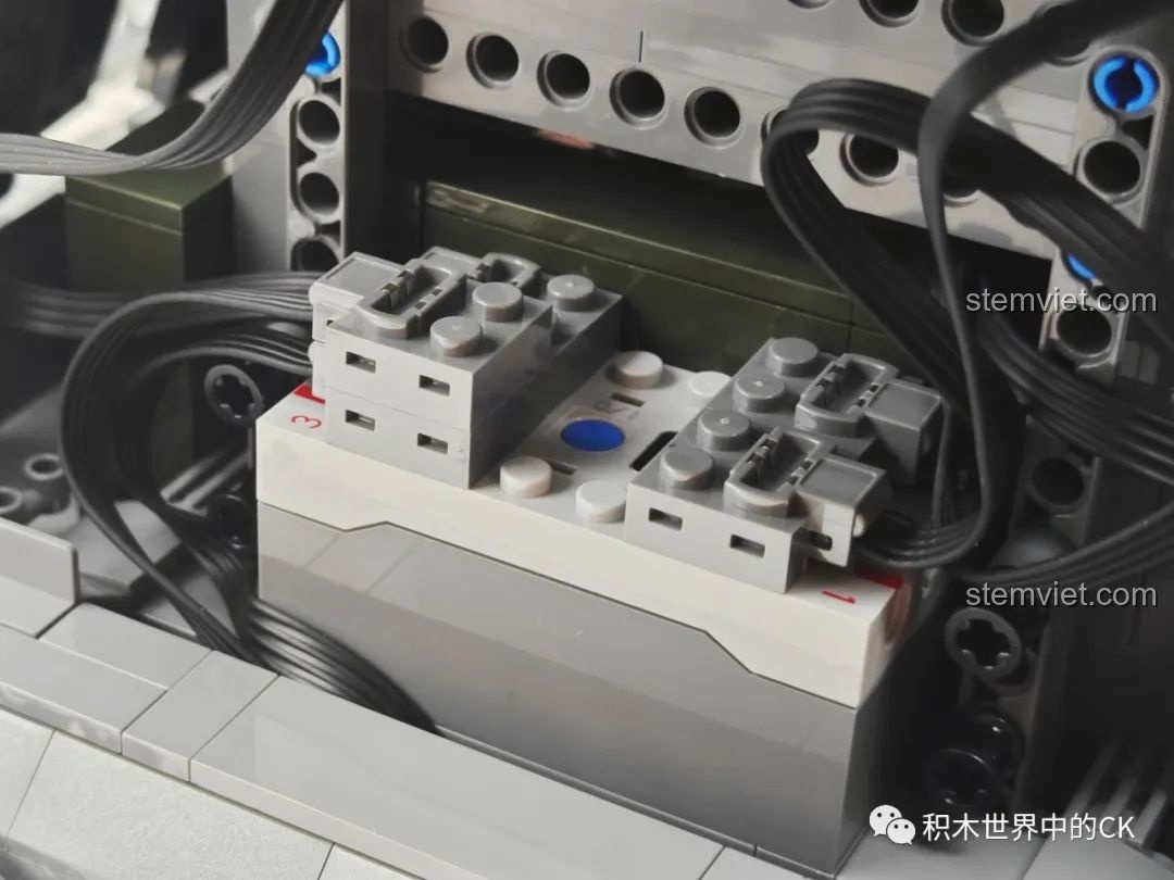 Giao diện ứng dụng AI trên điện thoại cho phép điều khiển mô hình Hồng Ngạn Cơ Địa Yangheda YHD 900500200020, với các tùy chọn AR, điều khiển radar và AI Uông Diệu.