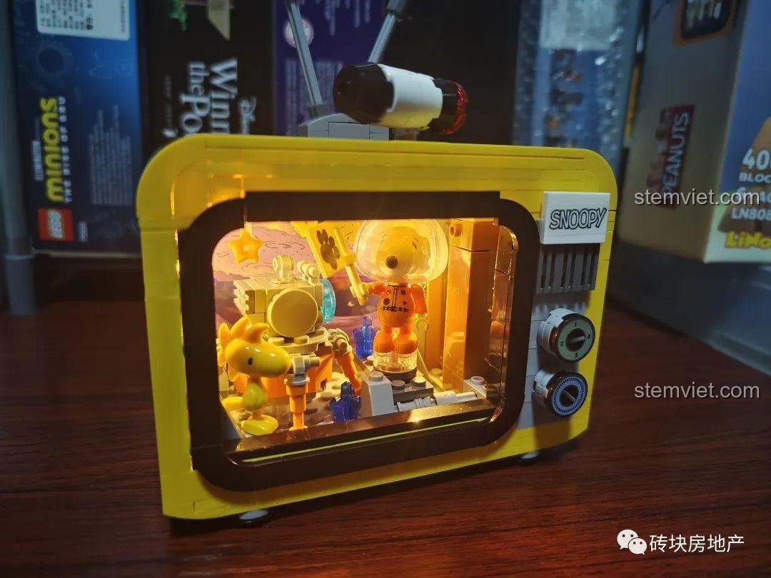 Cận cảnh Snoopy và Woodstock trong TV Snoopy LN8081