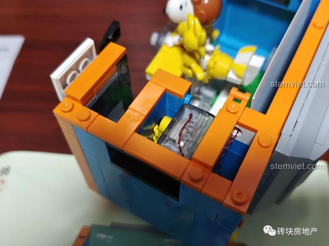 Hoàn thành đồ chơi TV Snoopy LN8082