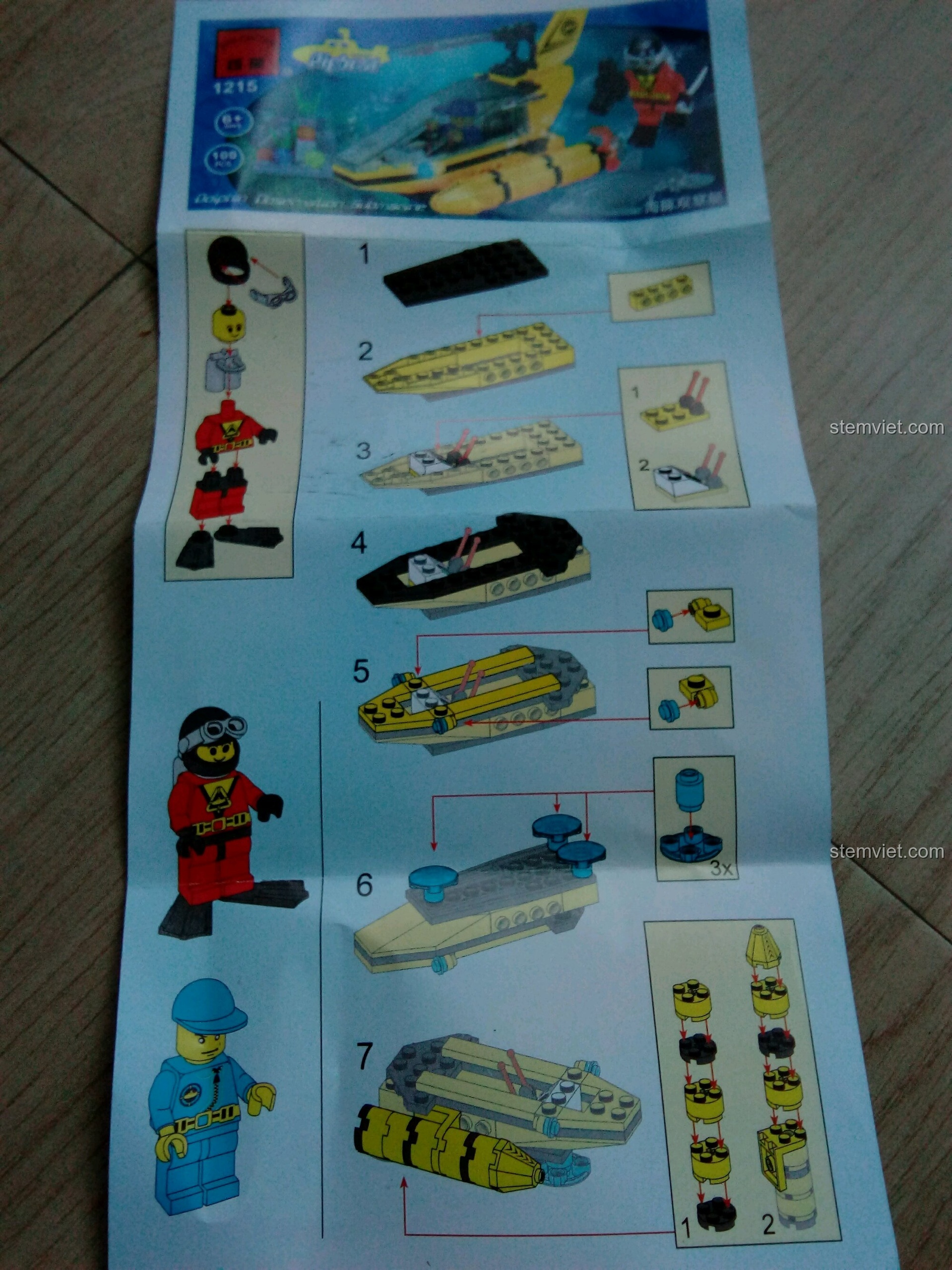 Trang đầu tiên của sách hướng dẫn lắp ráp Tàu Ngầm Quan Sát Cá Heo Enlighten 1215, minh họa các bước lắp ráp rõ ràng. Cảm nhận QMAN 1215 Tàu lặn mini.