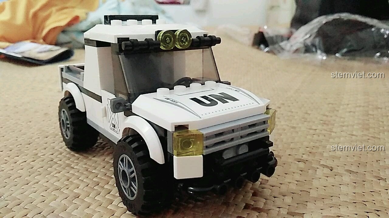 Xe bán tải quân sự Enlighten 3201 hoàn chỉnh, sẵn sàng chiến đấu