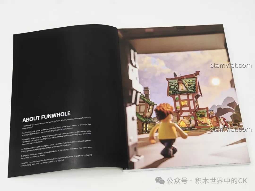 Trang giới thiệu về thương hiệu FunWhole trong sách hướng dẫn của bộ Tiệm Thuốc Thời Trung Cổ F9024.