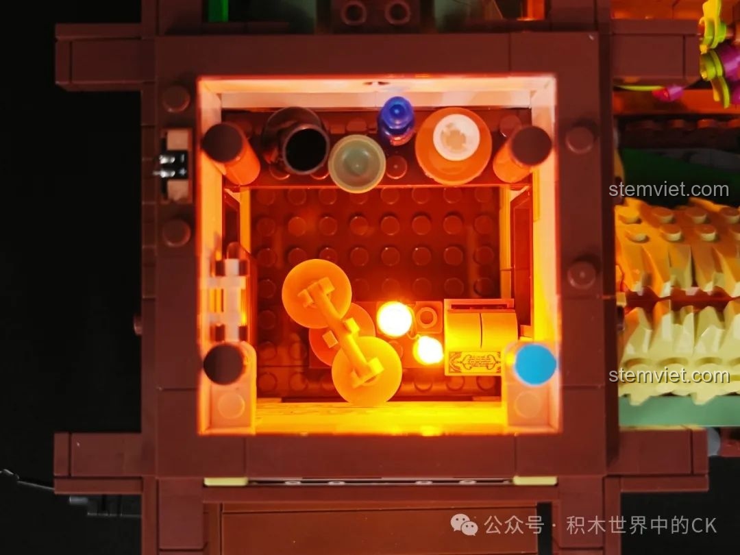 Góc nhìn chính diện của mô hình FunWhole F9024 Tiệm Thuốc Thời Trung Cổ với đèn LED.