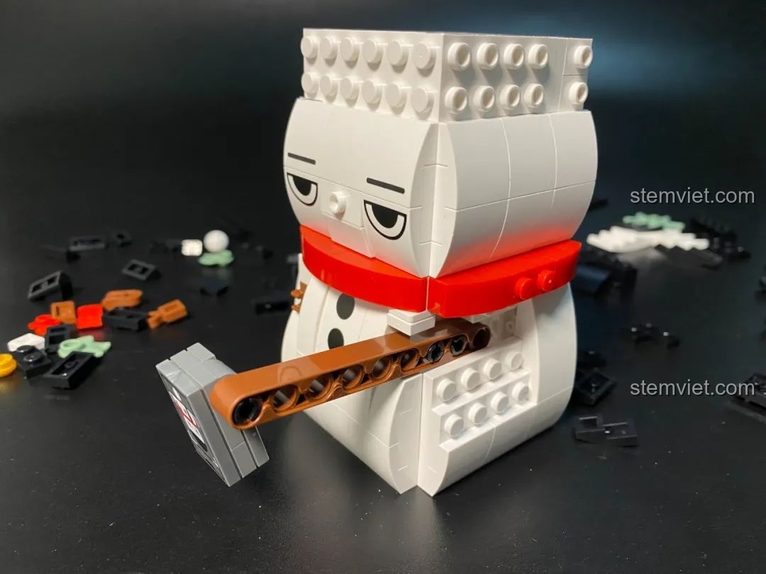 Các linh kiện đồ chơi lắp ráp JAKI JK5118 Vòng Hoa Giáng Sinh Đa Sắc với số lượng lớn.