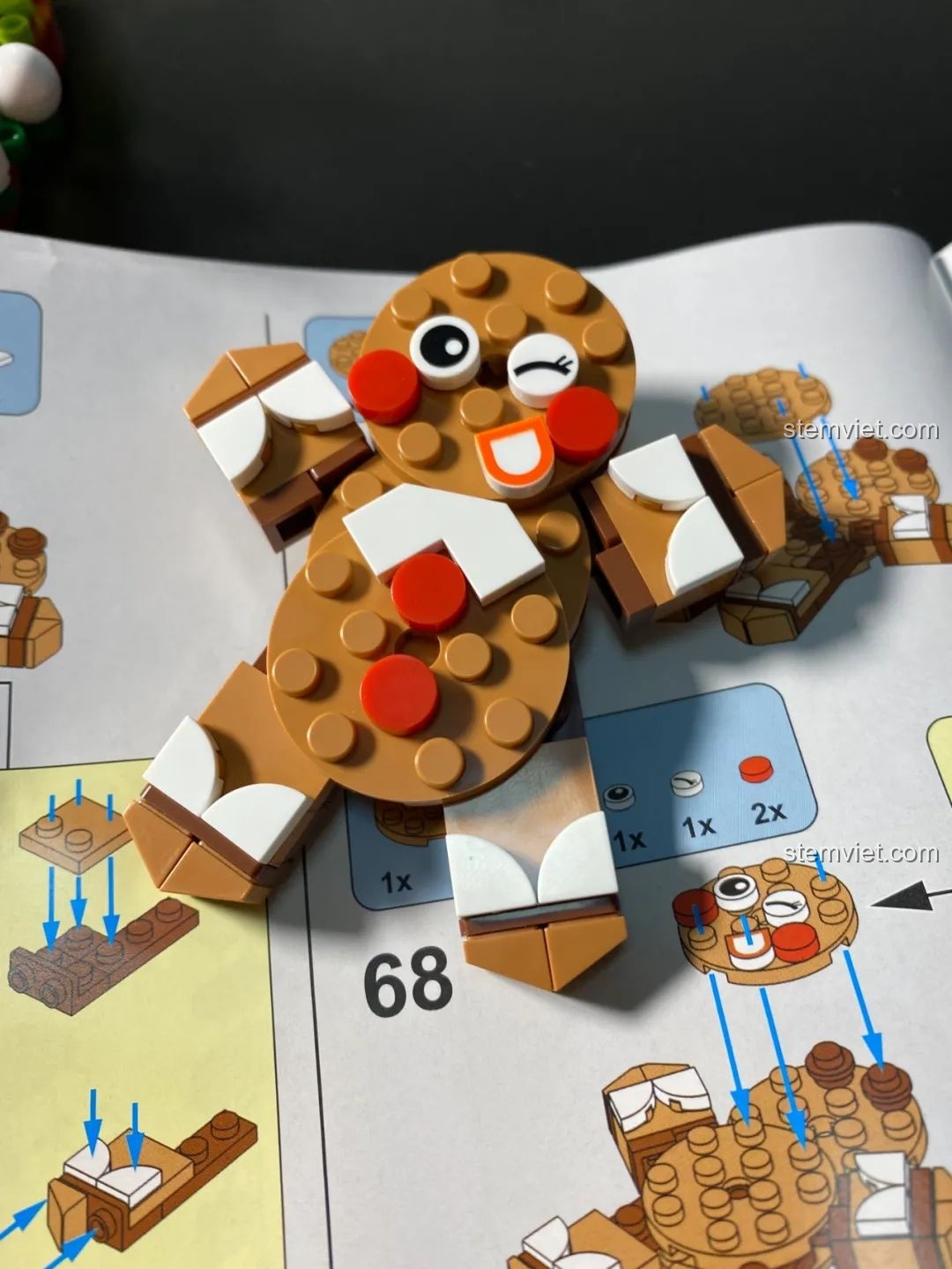 Phản hồi tích cực từ người dùng về đồ chơi lắp ráp JAKI FunDisk Giáng Sinh.