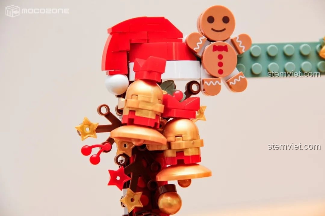 Các mảnh ghép in họa tiết bông tuyết màu đỏ và trắng, dùng cho Vòng Hoa Giáng Sinh Đa Sắc JK5118.