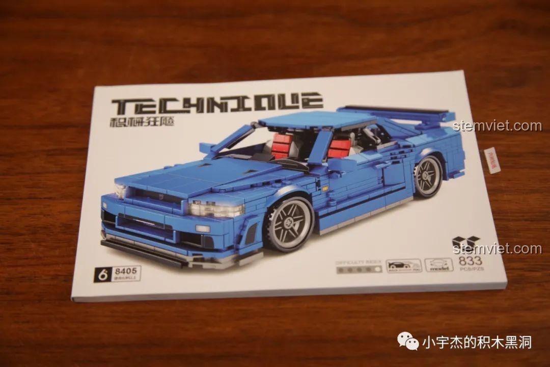 Cuốn sách hướng dẫn lắp ráp chi tiết của bộ Jia Zhi 8405 Mô hình xe Nissan GT-R R34, giúp người chơi dễ dàng hoàn thành mô hình.