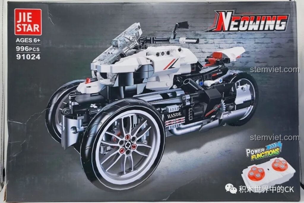 Hộp sản phẩm bộ lắp ráp JIESTAR 91024 Mô Tô Ba Bánh Honda Neo Wing RC, hiển thị hình ảnh xe và thông số 996 mảnh ghép. Đây là đồ chơi lắp ráp xe mô tô điều khiển từ xa cho bé trai 6+.