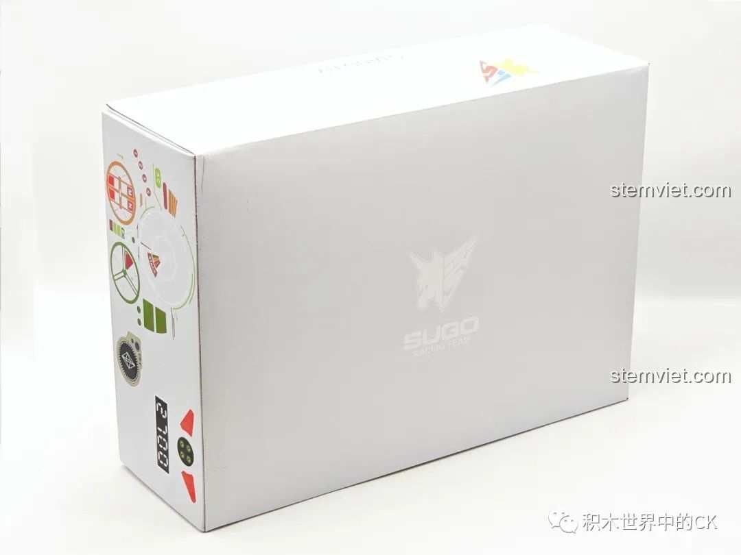 Hộp đựng chi tiết bên trong của bộ JIESTAR 92033, màu trắng với logo đội đua SUGO.