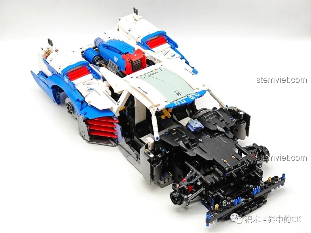 Hoàn thiện phần thân trên và mui xe của mô hình JIESTAR 92033 Asurada G.S.X.