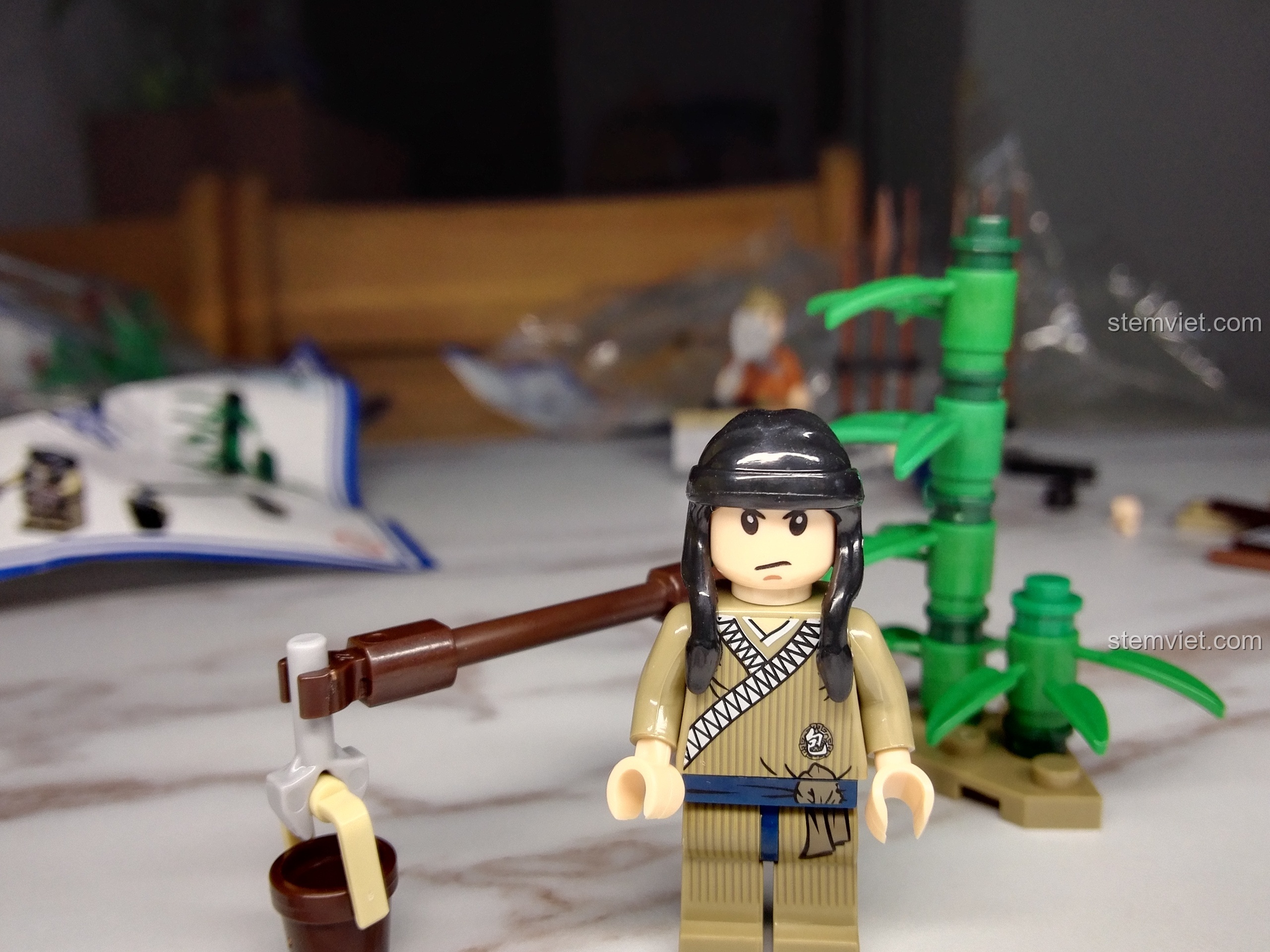 Minifigure Bạch Triển Đường từ bộ lắp ráp KAZI KY5006 Võ Lâm Ngoại Truyện.