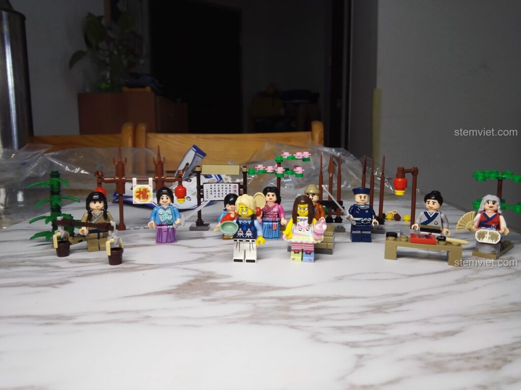 Bộ sưu tập nhân vật Võ Lâm Ngoại Truyện KAZI KY5006 đã lắp ráp hoàn chỉnh, trưng bày đẹp mắt.