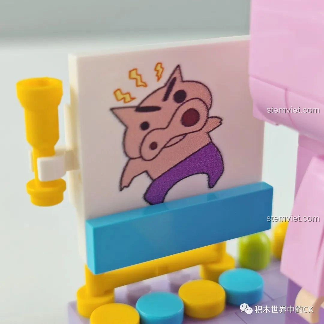 Bức tranh của đồ chơi mô hình Keeppley K20610 Shin-chan Họa Sĩ, review Keeppley 701 Nhân vật Conan.