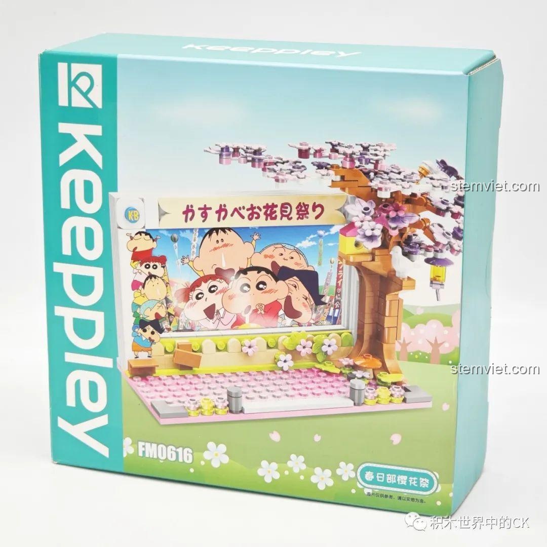 Hộp đồ chơi lắp ráp Keeppley FM0616 Lễ Hội Hoa Anh Đào Kasukabe Crayon Shin-chan, thiết kế đẹp mắt, thu hút bé gái 6 tuổi.