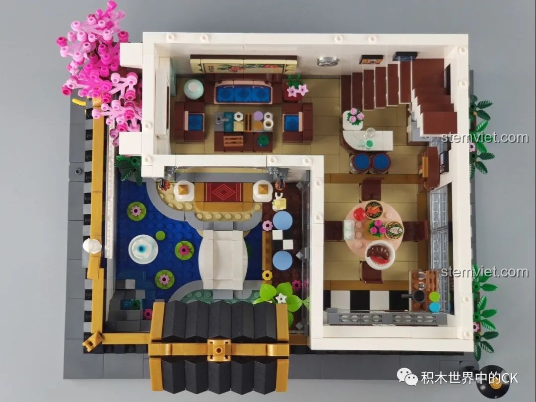 Khu vực quầy bar mini với máy pha cà phê và ly tách trong mô hình Phố Cổ Phong Cách Trung Hoa Mới: Tê Vân Tiểu Trúc K18002.